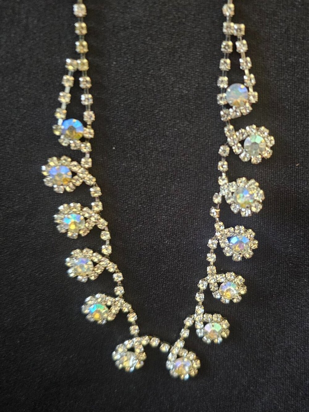 NWT Paparazzi Chrystal & Aurora Borealis Rhinestone Necklace & Earrings Set